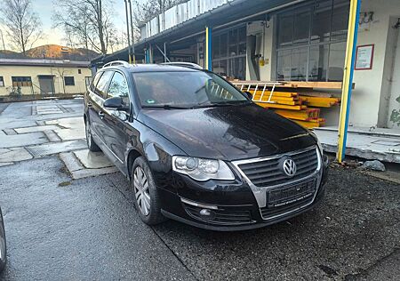 VW Passat Variant Volkswagen Highline~Leder~Xenon~PDC~TÜV03/27