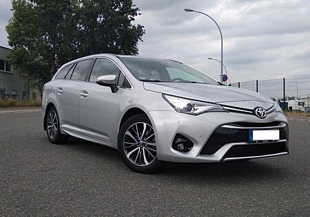 Toyota Avensis Touring Sports 1.8 Edition S+!!