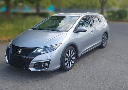Honda Civic Tip Top 1.8 i-VTEC Lifestyle Tourer