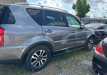 SsangYong Rexton W Sapphire 4WD