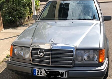 Mercedes-Benz 250