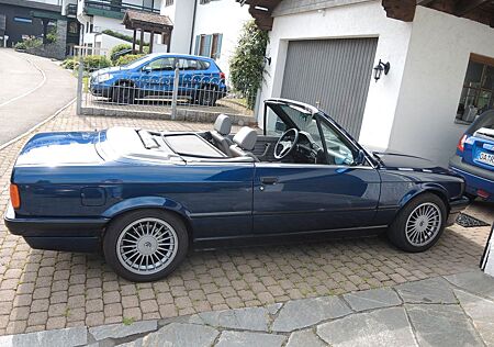 BMW 325i Cabrio E30