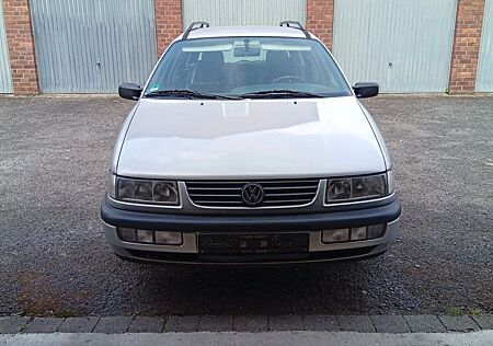 VW Passat Variant Volkswagen 35i B4 2.0 CL