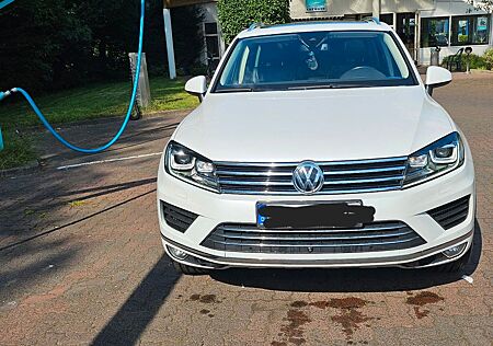 VW Touareg Volkswagen 3.0 V6 TDI SCR Tiptronic BMT BlueMot...