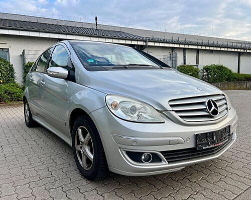 Mercedes-Benz B 170*NAVI*TEILLEDER*TÜV-NEU