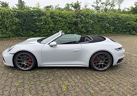 Porsche 992 4S Cabriolet