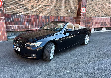 BMW 325i Cabrio Automatik | Vollausstattung