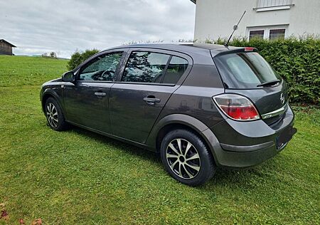 Opel Astra 1.4 Twinport ecoFLEX Sel. "110 Jahre" ...