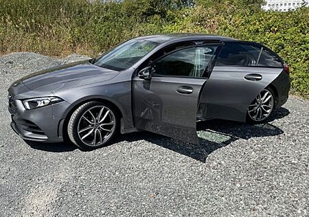 Mercedes-Benz A 200 -L