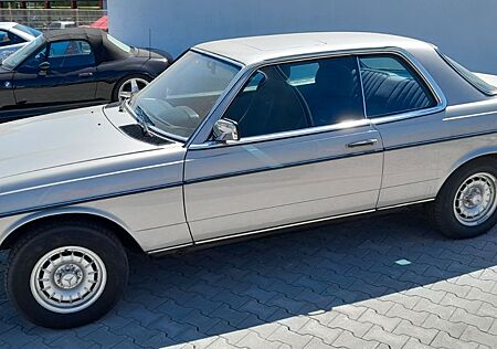 Mercedes-Benz 280 CE Aut. Rostfrei !