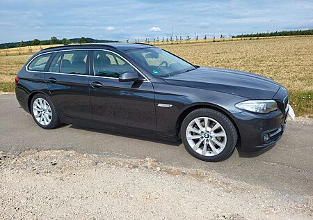 BMW 520d Top gepflegter Touring A, AHK, Luftfed., ..