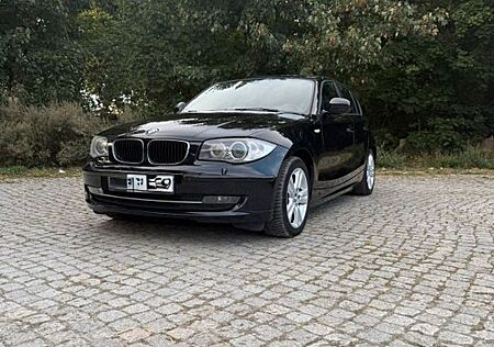 BMW 116d Top Ausstattung Checkheft TÜV Neu