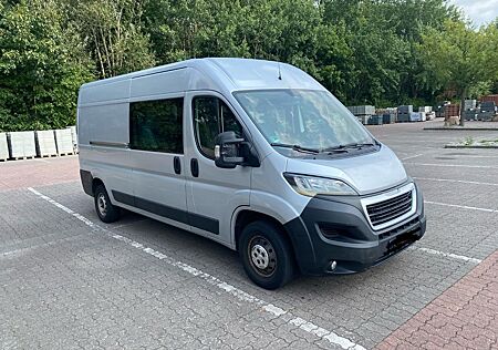 Peugeot Boxer Twincab 335 L3H2 Premium BlueHDi