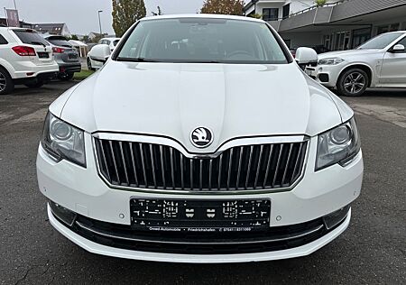 Skoda Superb Elegance 4X4 Automatik