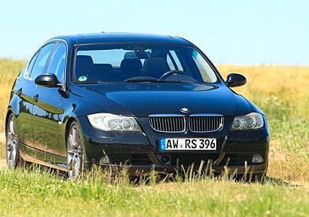 BMW 325i e90 - TÜV NEU! - Gute Ausstattung - 8-fach