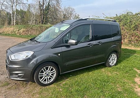 Ford Tourneo Courier 1.0 EcoBoost 74kW Titanium T...