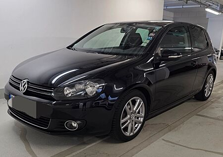 VW Golf Volkswagen 1.4 TSI 90 kW Highline
