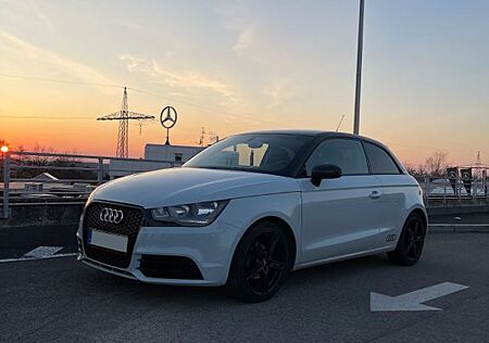 Audi A1 1.2 TFSI S line