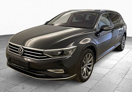 VW Passat Variant Volkswagen ELEGANCE 4MOTION Matrix-LED iQ AHK PANO RFK VOLL