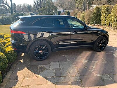 Jaguar F-Pace 20d AWD Pure Automatik Pure