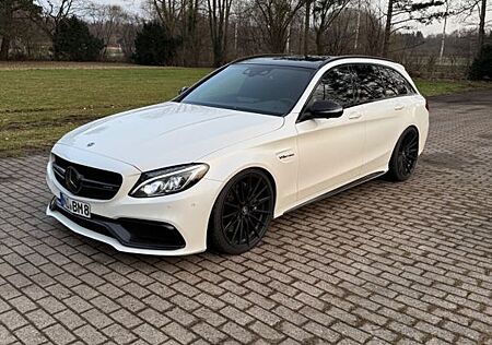 Mercedes-Benz C 63 AMG Mercedes-AMG C 63 T Mercedes-AMG