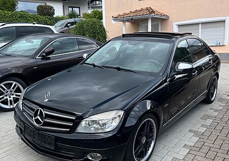 Mercedes-Benz C 350 / H&K / Pano/ VOLL/ 169.000km