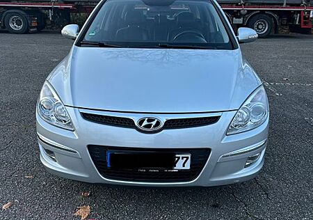 Hyundai i30 CW 2.0 Premium Premium