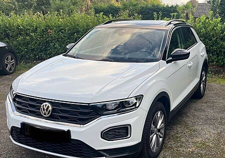 VW T-Roc Volkswagen 1.6 TDI Style AHK, Pano, Standh. Allwetter