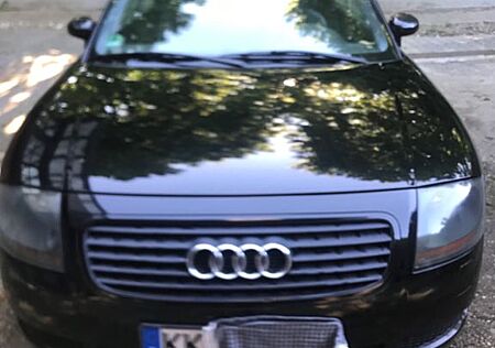 Audi TT Coupe 1.8T 132 kW -