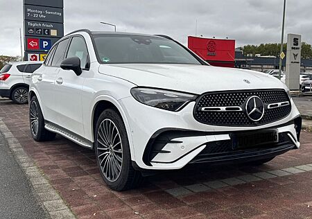 Mercedes-Benz GLC 300 GLC 300d 4MATIC AMG Line |Pano|SH