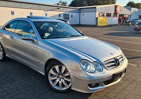 Mercedes-Benz CLK 320 CLK320 CDI-Coupe-AUT+KLIMAUT+GSD+XEN+NAV+LEDER