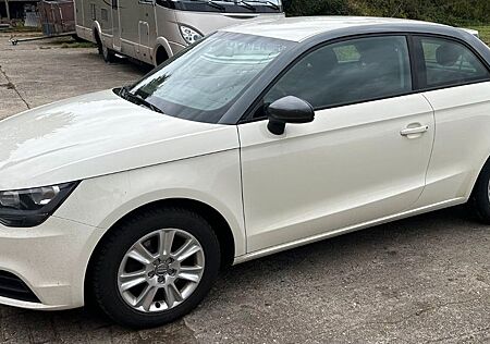 Audi A1 1.6 TDI Attraction Attraction