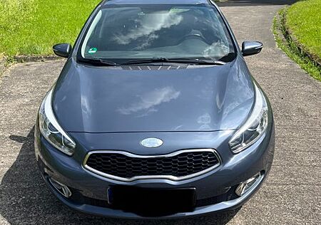 Kia Cee'd / Ceed