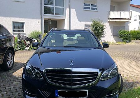 Mercedes-Benz E 350 BlueTEC T ELEGANCE ELEGANCE