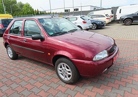 Ford Fiesta 1. Hand Klima Scheckheft geführt