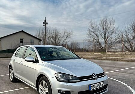 VW Golf Volkswagen 2.0 TDI Highline Bi-Xenon,ACC, Große Navi