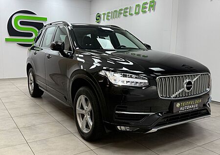 Volvo XC 90 XC90 D5 Momentum AWD / LEDER / RKAM / LED