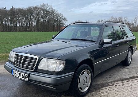 Mercedes-Benz 200 W124 T-Modell