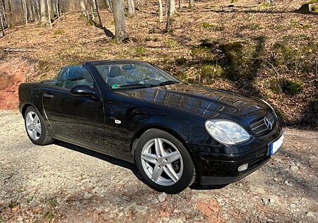 Mercedes-Benz SLK 200 -
