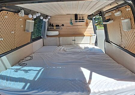 VW T4 Volkswagen Solar/camper/ Kühlschrank/ Wassser /Tüv 06.27