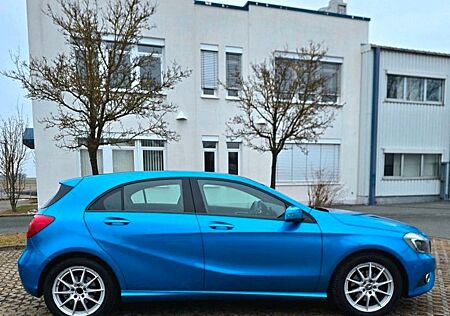 Mercedes-Benz A 200 BlueEFFICIENCY Style Style