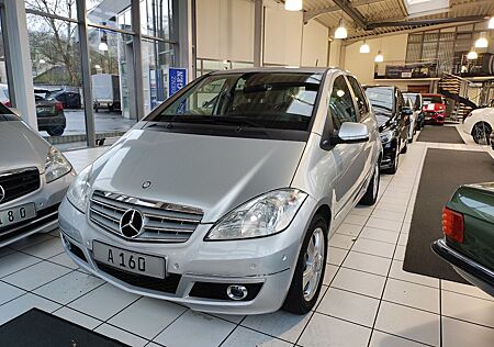 Mercedes-Benz A 160 AVANTGARDE PTS TEILLEDER SHZ ALU
