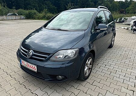 VW Golf Volkswagen Plus V United