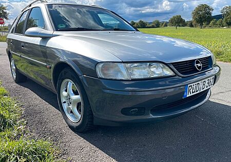 Opel Vectra 2.0 16V CD CD