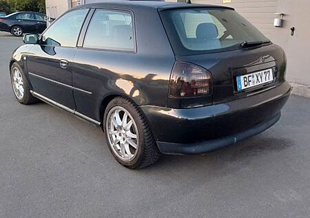 Audi A3 1.9TDI 96kW tiptronic Attraction Attraction