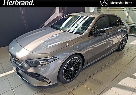 Mercedes-Benz A 220 4MATIC 19"+AMG+KEYLESS+DISTRO+MULTI+360°