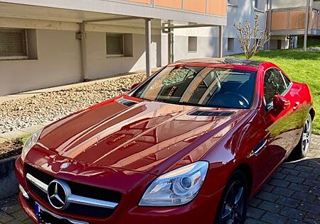 Mercedes-Benz SLK 200 BlueEFFICIENCY tüv 7/27 neu