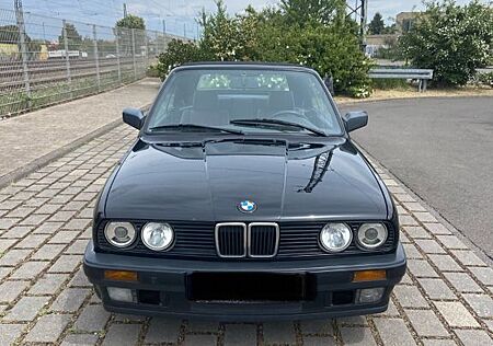 BMW 318i Edition Cabrio M Paket H Ken.