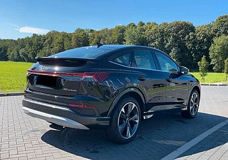 Audi Q4 e-tron Q4 - e-tron 40 e-tron - Pano- LED- Key less