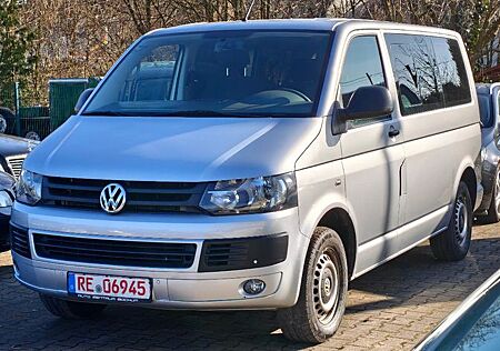 VW T5 Transporter Volkswagen Kombi AHK Standheizung DSG PDC